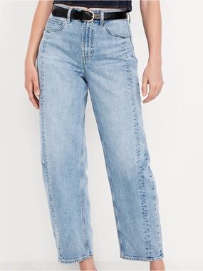 High-Rise Barrel Leg Jeans in Light Blue